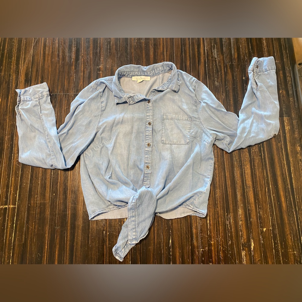 Love Tree Blue Casual Crop Button Down Shirt